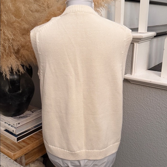 ARKET Off White Knit Tank Vest Button Front Patch Pockets Size Medium - Picture 6 of 8